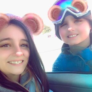 Meet your Posher, April